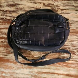 Vince Camuto Jilli Leather Crossbody Bag in Inkwell (Navy Blue)